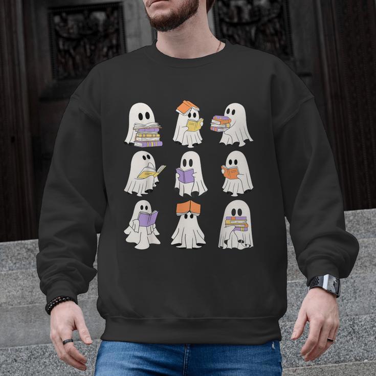 Cute Ghost Reading Books Teacher Halloween Reading Men Women Kids Men Graphic Sweatshirt