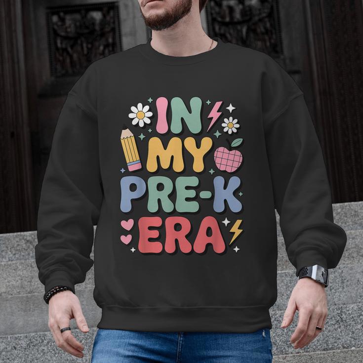 Cute Pre-K For Men Women Kindergarten Pre-K Teacher Men Graphic Sweatshirt