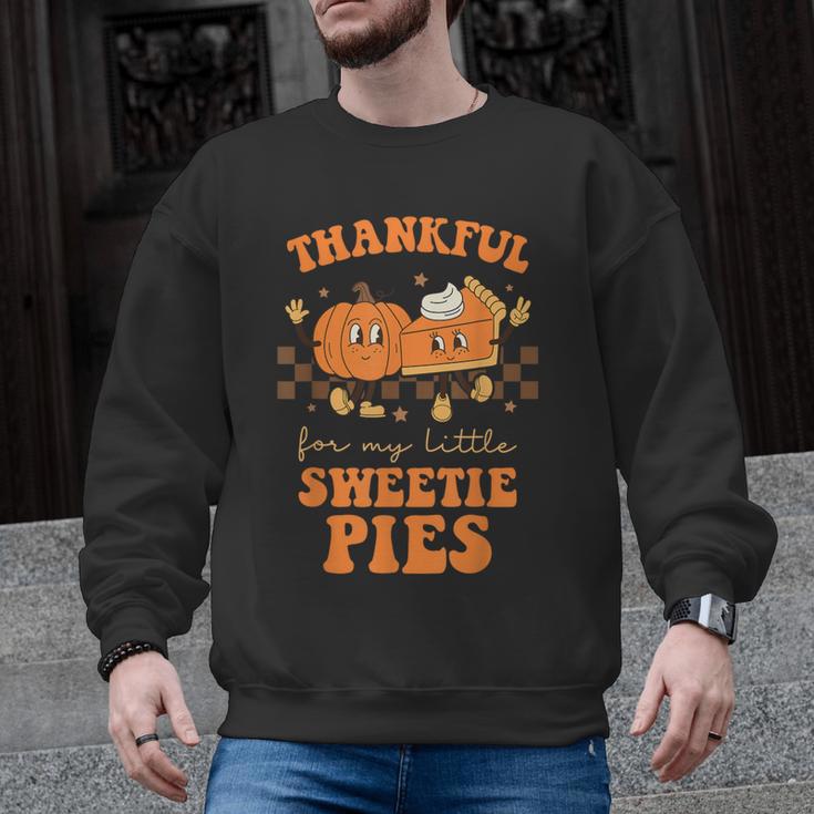 Cute Thanksgiving Teacher Thankful For My Sweetie Pies Mom Men Graphic Sweatshirt