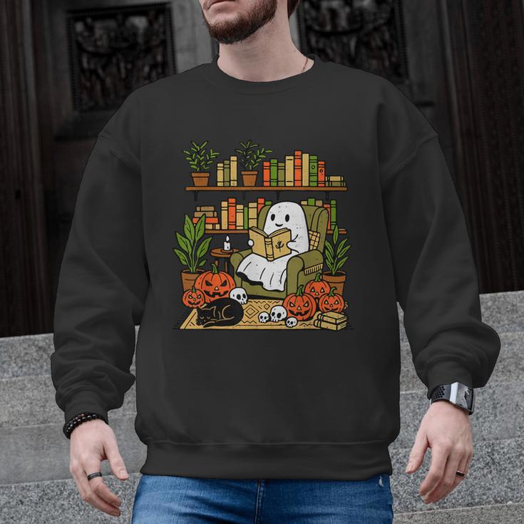 Ghost Library Reading Books Halloween Librarian Teacher Men Graphic Sweatshirt