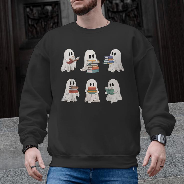 Ghost Reading Books Teacher Halloween Librarian Cute Boook Men Graphic Sweatshirt