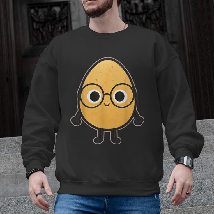 Good Egg Teacher Halloween Costume The Smart Cookie Men Graphic Sweatshirt