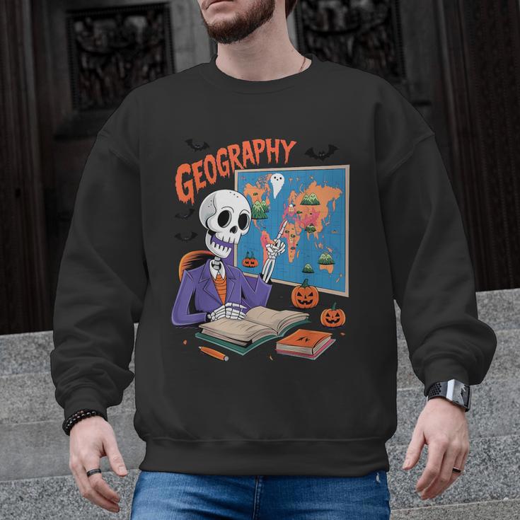 Halloween Skeleton Geography Teacher Pumpkin Bats Classroom Men Graphic Sweatshirt