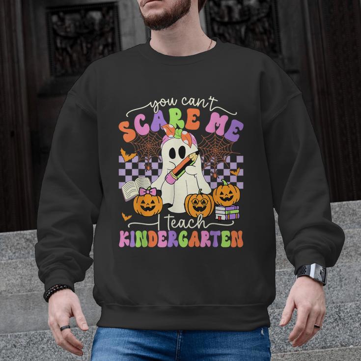 Halloween Teacher You Can't Scare Me I Teach Kindergarten Men Graphic Sweatshirt