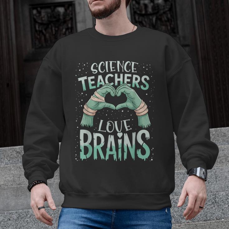 Halloween Teacher Tshirts Science Teachers Love Brains Men Graphic Sweatshirt