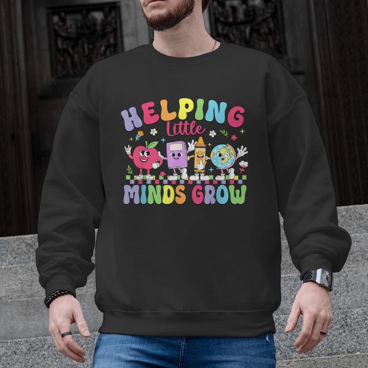 Helping Little Minds Grow Teacher Life Back To School Men Graphic Sweatshirt