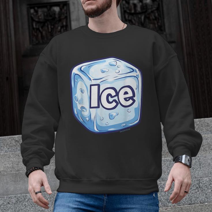 Ice Halloween Pun Costume Easy Lazy Team Group Teacher Men Graphic Sweatshirt