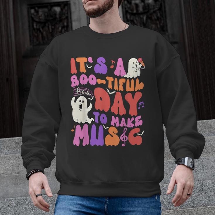 It's a Bootiful Day To Make Music Halloween Music Teacher Men Graphic Sweatshirt