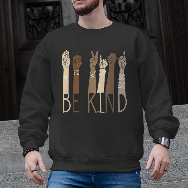 Be Kind Sign Language Hand Talking Teachers Interpreter ASL Men Women Men Graphic Sweatshirt