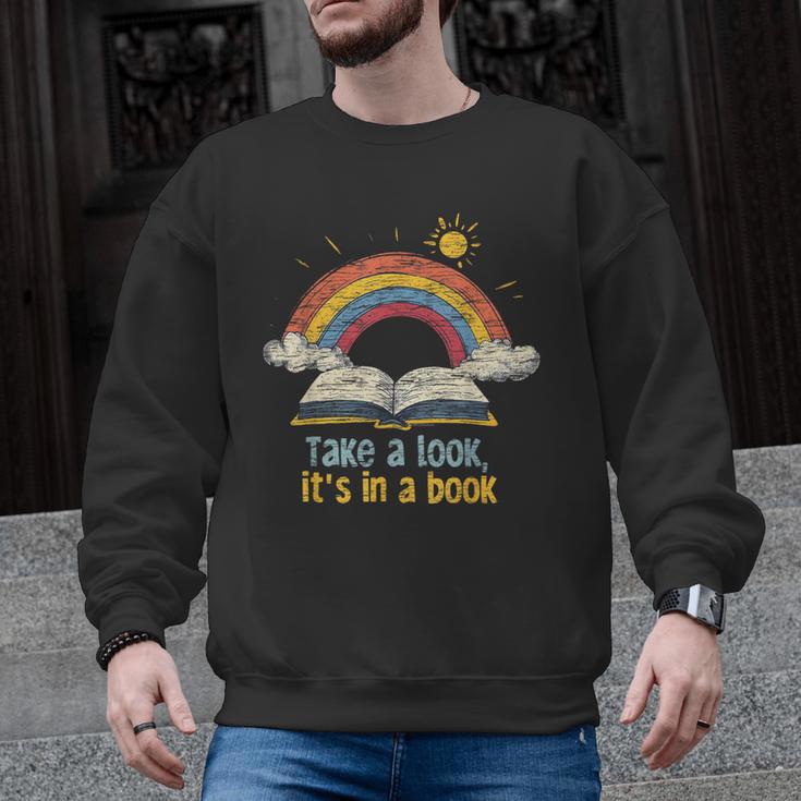 Take a Look It's In a Book Vintage Reading Teacher Rainbow Men Graphic Sweatshirt