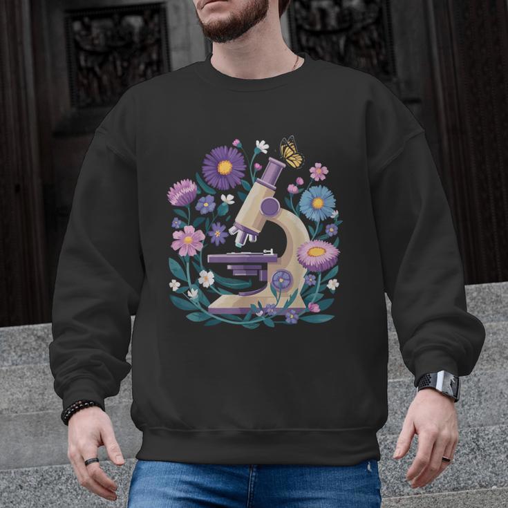 Microscope Flower Butterfly Biology Science Teacher Student Men Graphic Sweatshirt