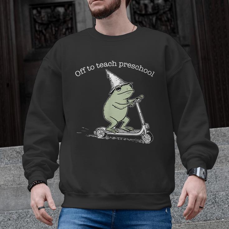 Off To Teach Preschool Pre-K Teacher Back To School Frog Men Graphic Sweatshirt
