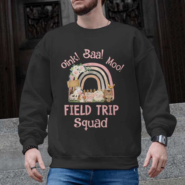 Oink Baa Moo Field Trip Squad Teacher Students Matching Men Graphic Sweatshirt