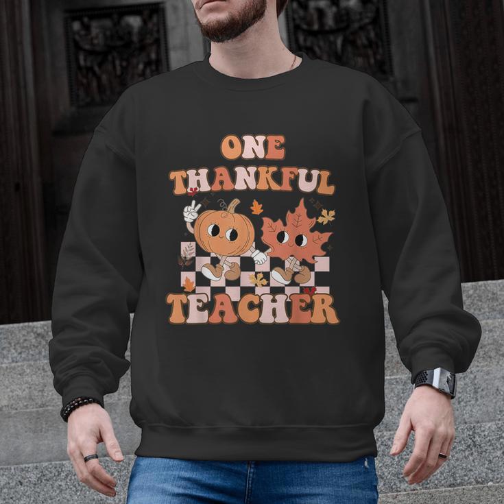 One Thankful Teacher Fall Leaves Thanksgiving Retro Men Graphic Sweatshirt