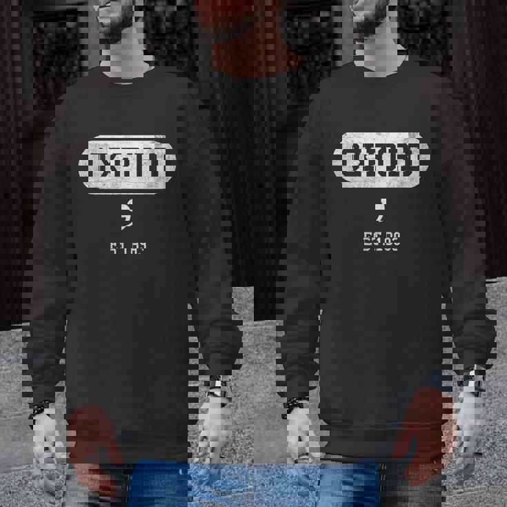 Oxford Comma English Teacher Shirt T-Shirt Men Graphic Sweatshirt