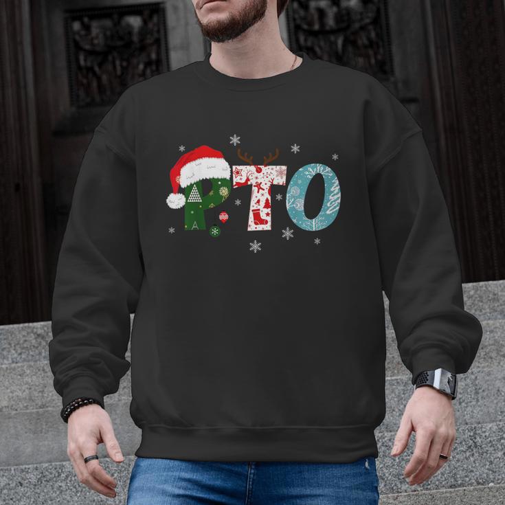 PTO Santa Hat Reindeer Parent Teacher Organization Christmas Men Graphic Sweatshirt