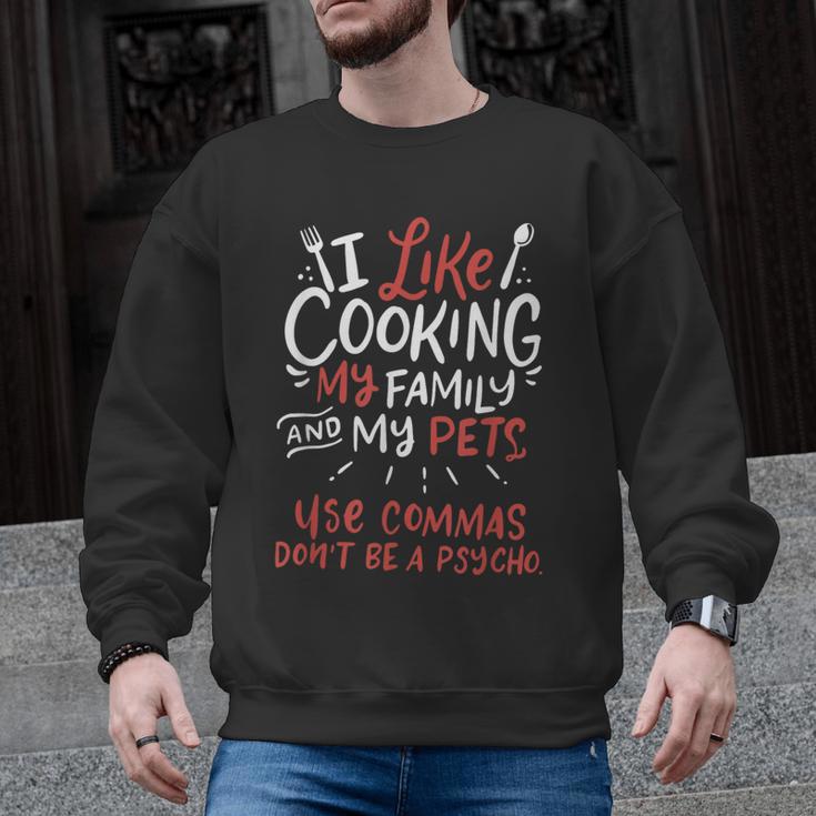 Punctuation Saves Lives I English Grammar Teacher Men Graphic Sweatshirt