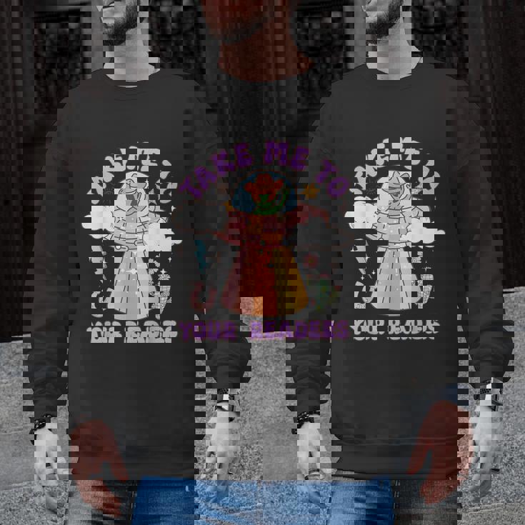 Take Me To Your Readers Alien Teacher Halloween Literacy Men Graphic Sweatshirt