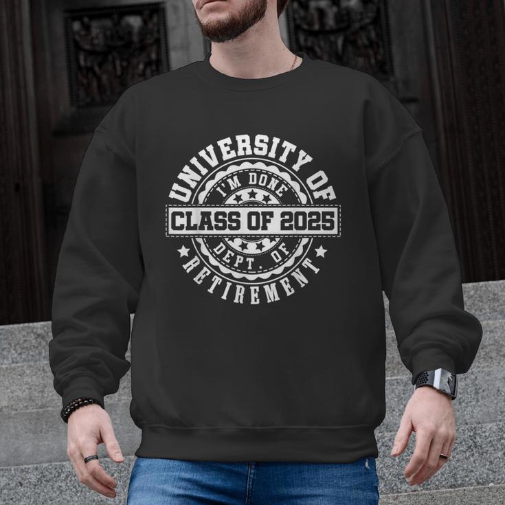 Retired 2025 For Teacher Retirement University Of I'm Done Men Graphic Sweatshirt