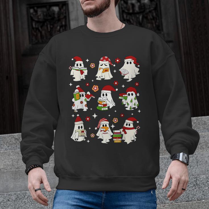 Santa Ghost Reading Books Christmas Library Teacher Men Graphic Sweatshirt