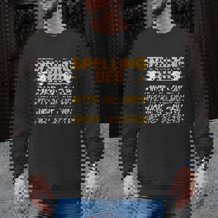 Spelling Bee Costume For a Halloween Teacher Pun Women Men Graphic Sweatshirt