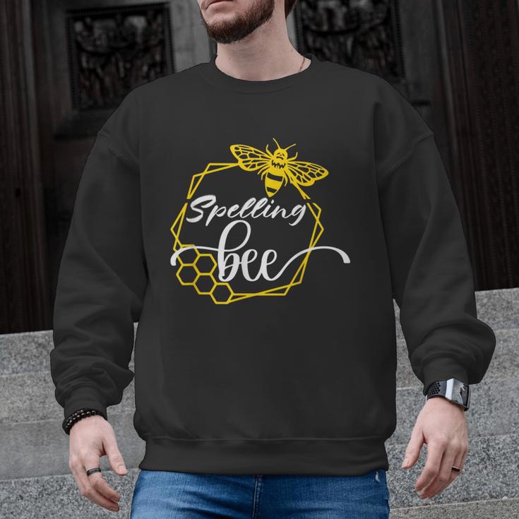 Spelling Bee Halloween Costume For Teachers Men Graphic Sweatshirt