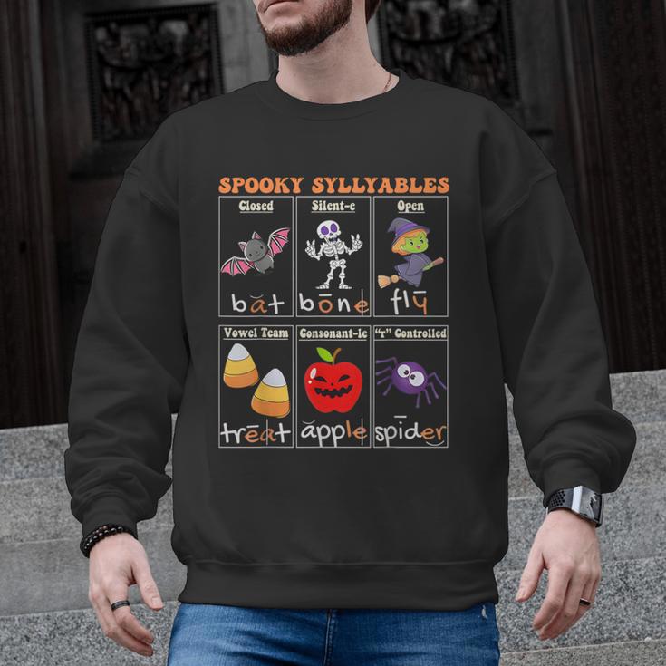 Spooky Syllables Halloween Teacher Student Education Men Graphic Sweatshirt