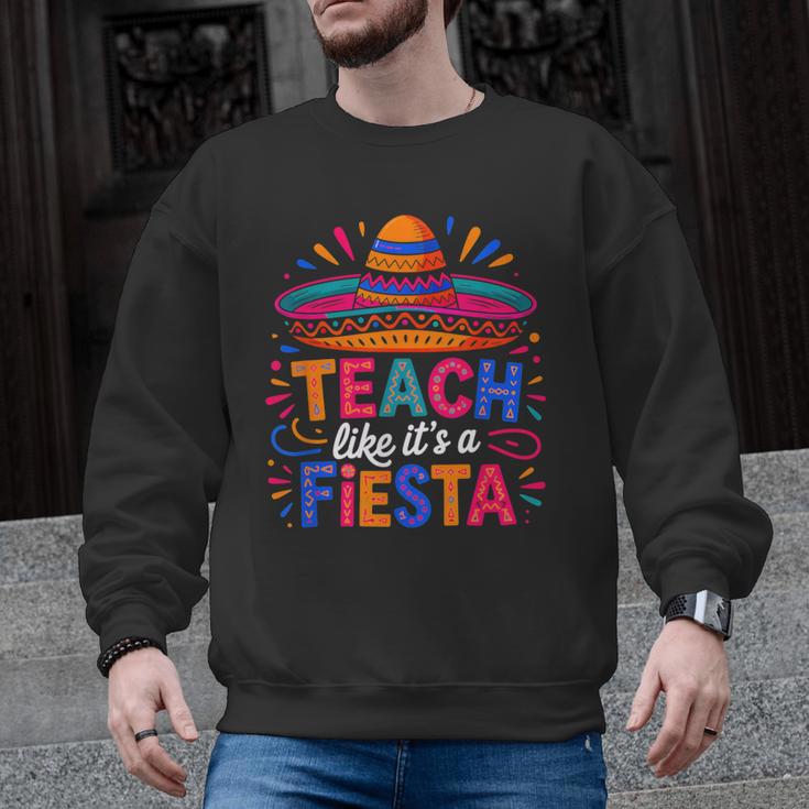 Teach Like It'S A Fiesta Teachers Sombrero Cinco De Mayo Men Graphic Sweatshirt