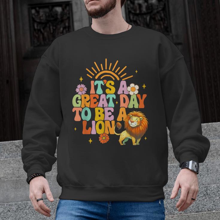 Teacher Life Back To School It's A Great A Day To Be A Lion Men Graphic Sweatshirt