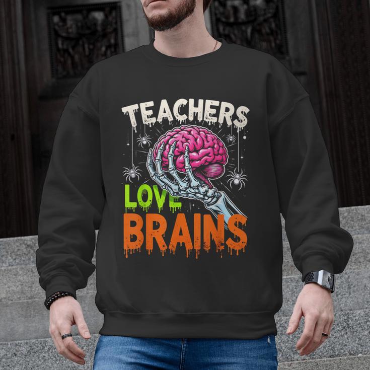 Teachers Love Brains Halloween 2025 Skeleton Costume Men Graphic Sweatshirt