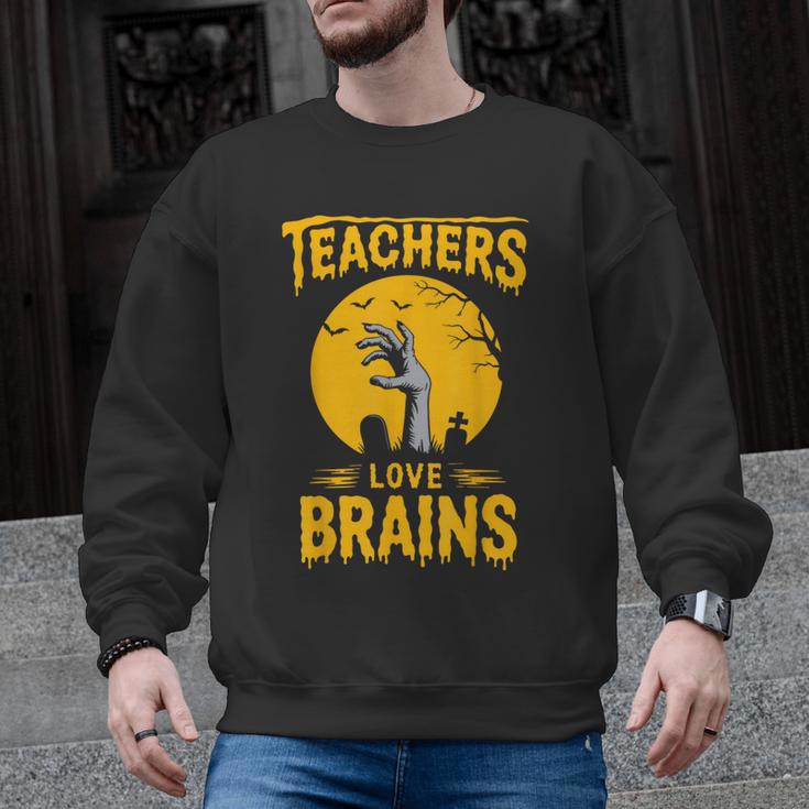 Teachers Love Brains Shirt Men Women Halloween Teacher Men Graphic Sweatshirt