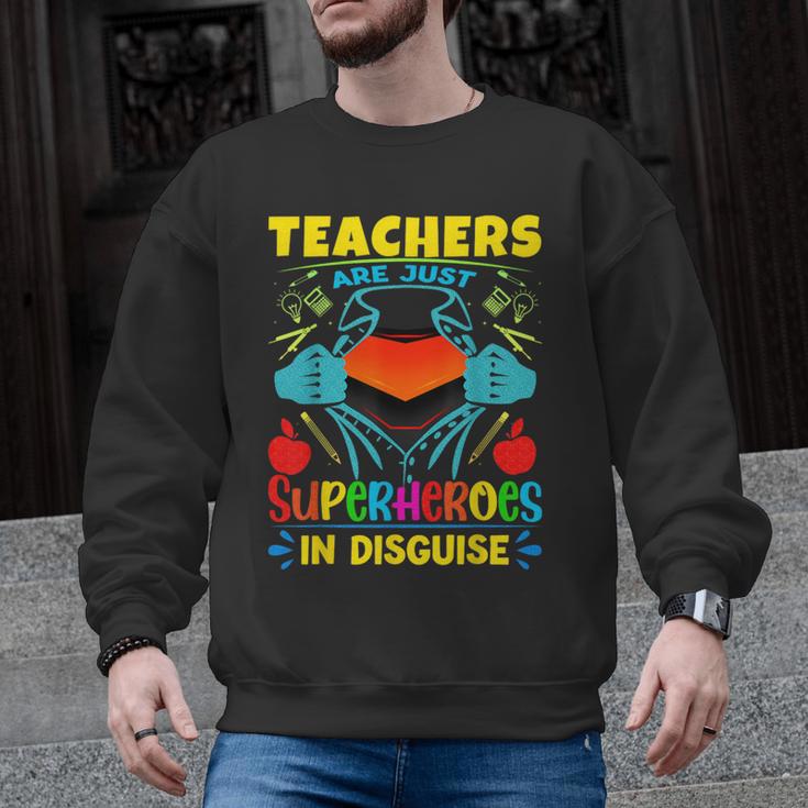 Teachers Are Superheroes – Fun Appreciation Men Graphic Sweatshirt