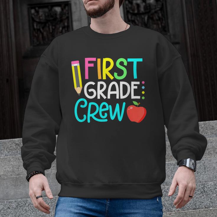 Team 1st Grade Crew Back To School 1st Grade Teacher Kids Men Graphic Sweatshirt