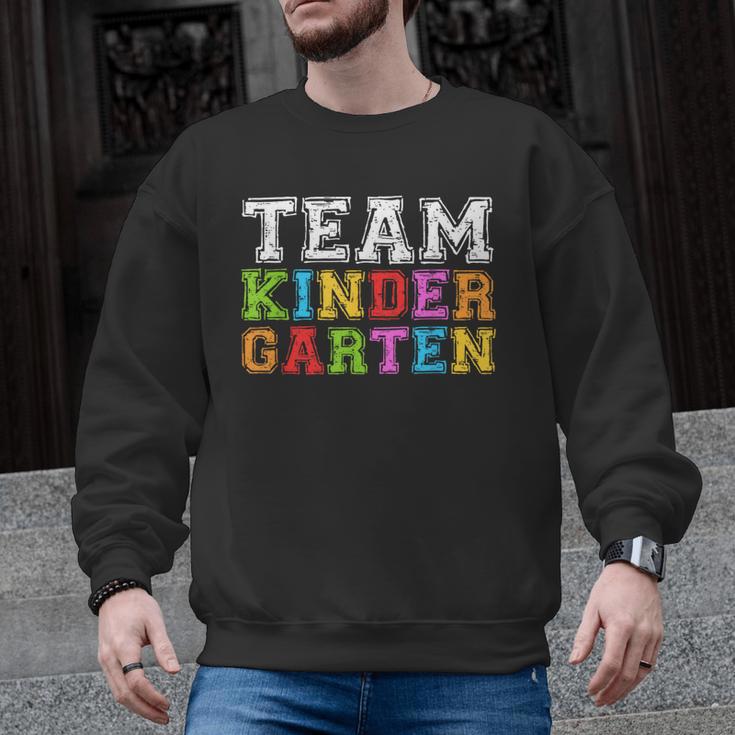 Team Kindergarten Shirt Boy Girl Teacher Graduation Men Graphic Sweatshirt