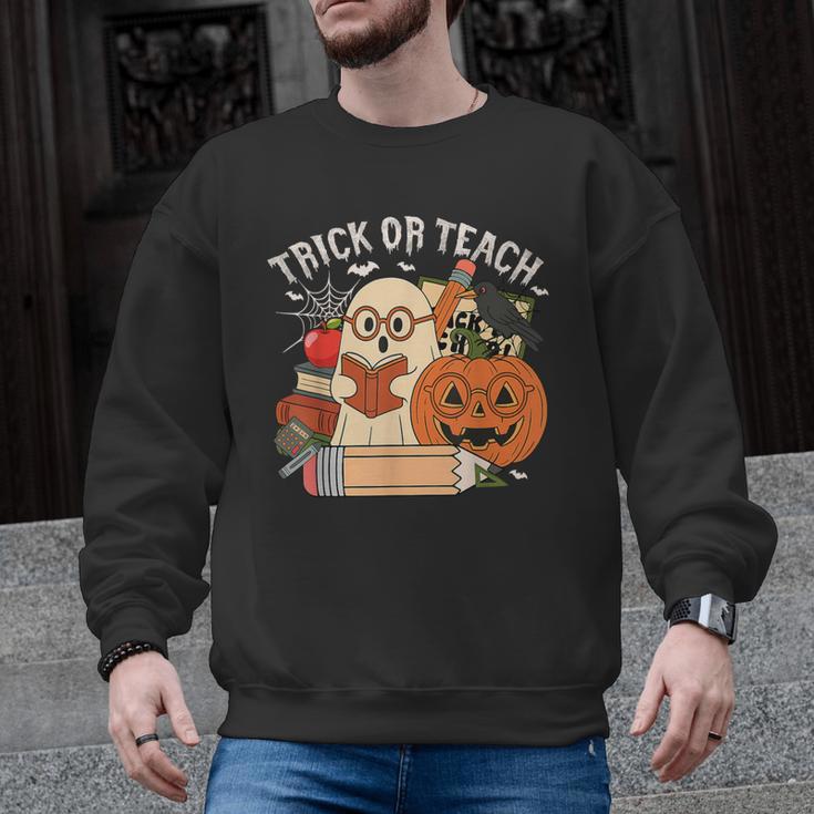 Trick Or Teach Retro Halloween Teacher Women Men Costume Men Graphic Sweatshirt