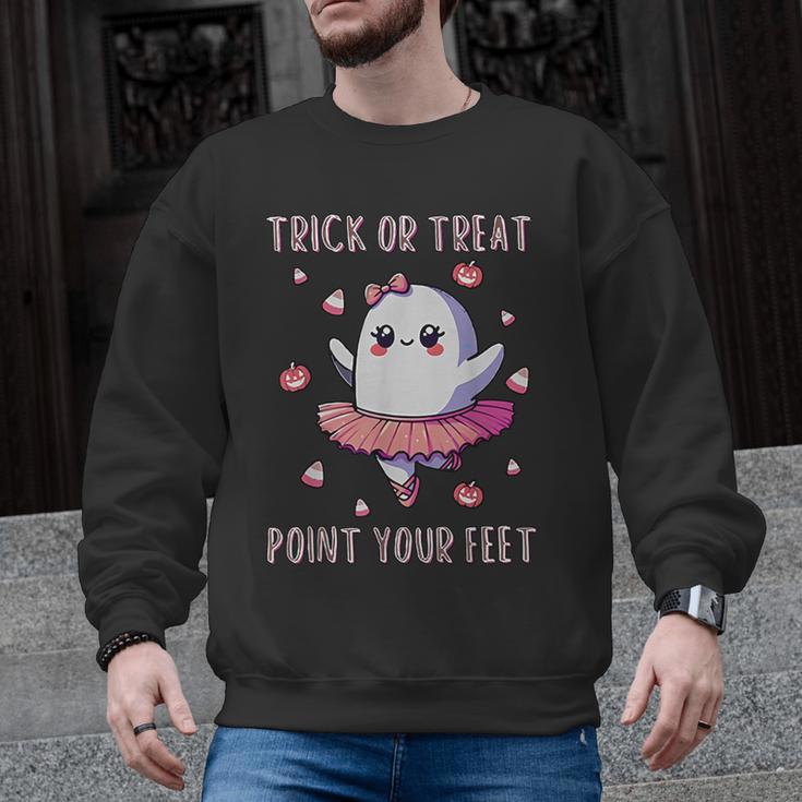 Trick Or Treat Point Your Feet Halloween Ghost Dance Teacher Men Graphic Sweatshirt