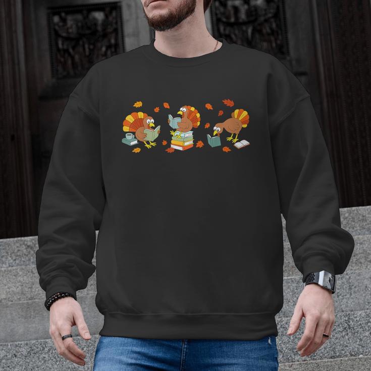 Turkey Reading Books Fall Thanksgiving Teacher Book Lovers Men Graphic Sweatshirt