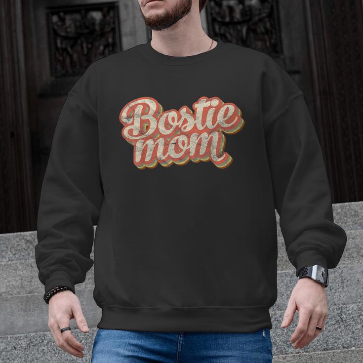 Vintage Boston Terrier Mom Dog Lover Pet Bostie Mama Men Women Girls Kids Men Graphic Sweatshirt