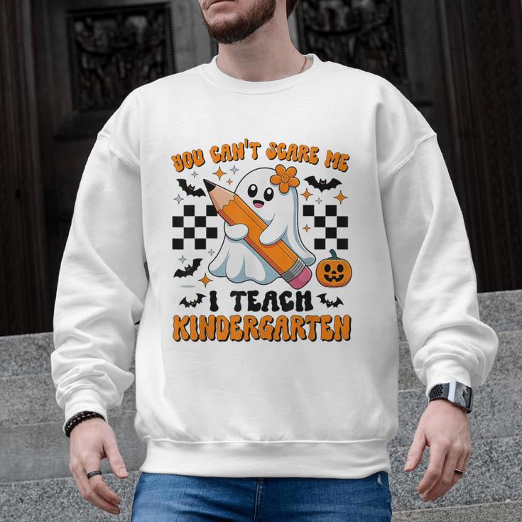 You Can't Scare Me I Teach Kindergarten Teacher Halloween Men Graphic Sweatshirt