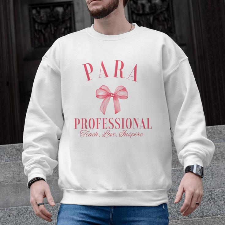 Coquette Bow Paraprofessional School Para Squad Teacher Aide Men Graphic Sweatshirt