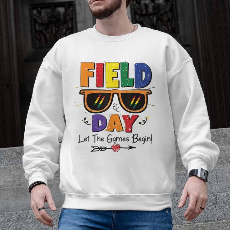 Field Day 2025 Let The Games Begin Kids Boys Girls Teachers Men Graphic Sweatshirt