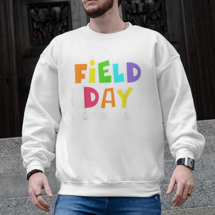 Field Day Green Team For Teacher Kids Field Day Games Men Graphic Sweatshirt