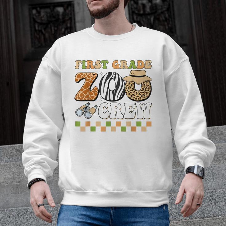 Field Zoo Trip Teacher First Grade Crew Back To School Men Graphic Sweatshirt