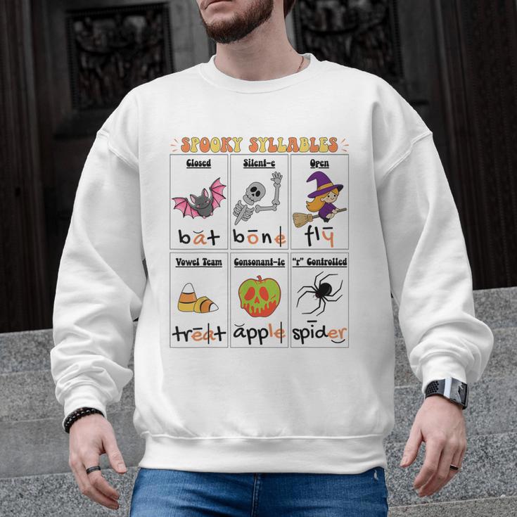 Halloween Reading Spooky Syllables Teacher Vintage Men Graphic Sweatshirt