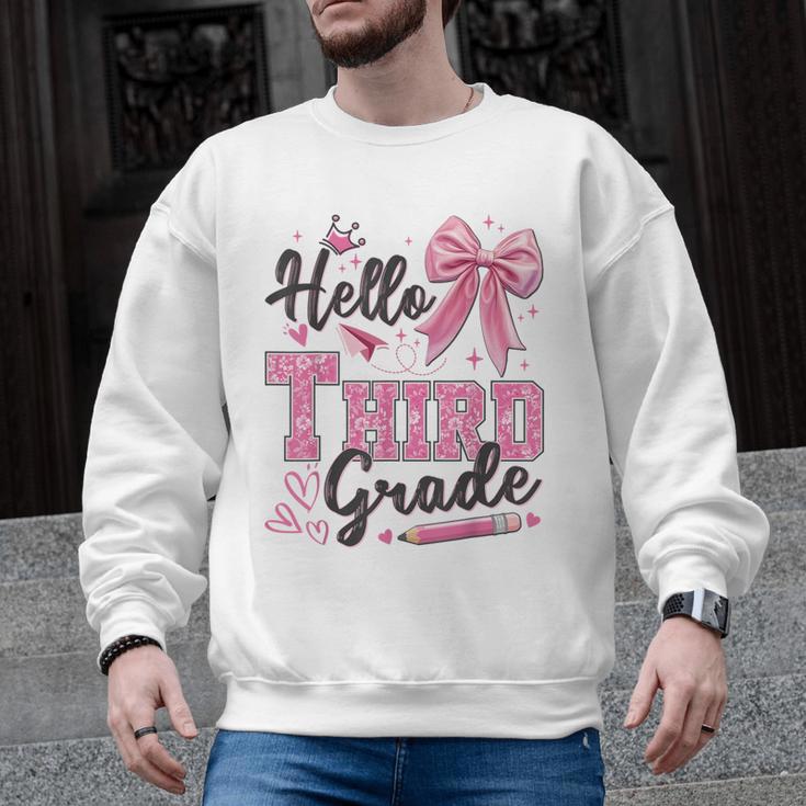 Hello Third Grade First Day Of School Coquette Teacher Girl Men Graphic Sweatshirt