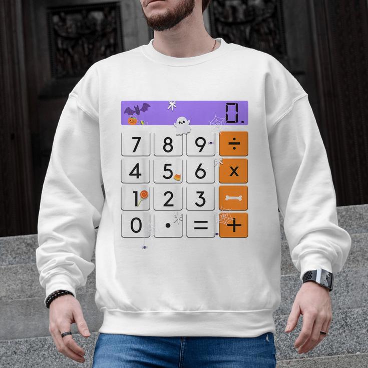 Math Teacher Halloween Costume Calculator Math Pun Men Graphic Sweatshirt