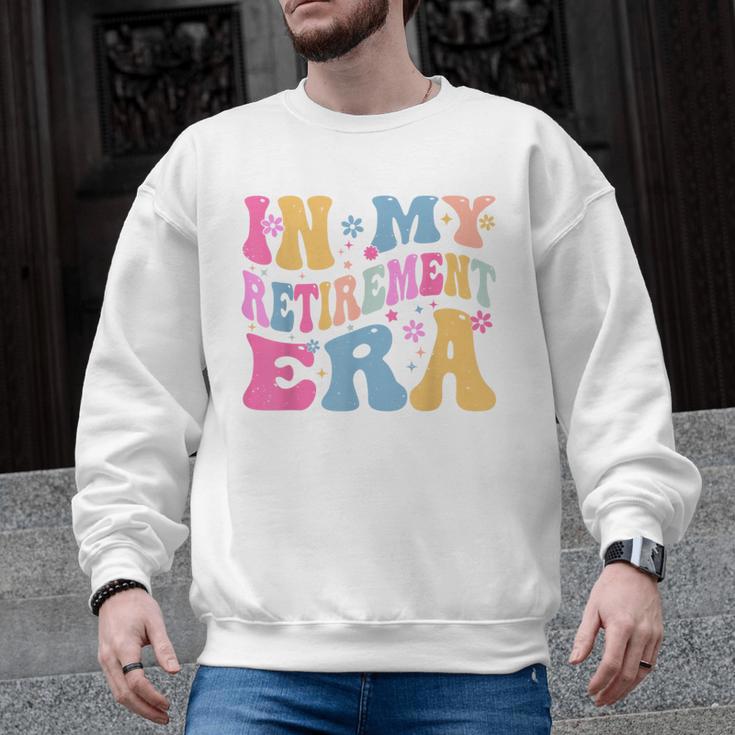 Retro Groovy Retirement Era Retired Teacher Men Graphic Sweatshirt