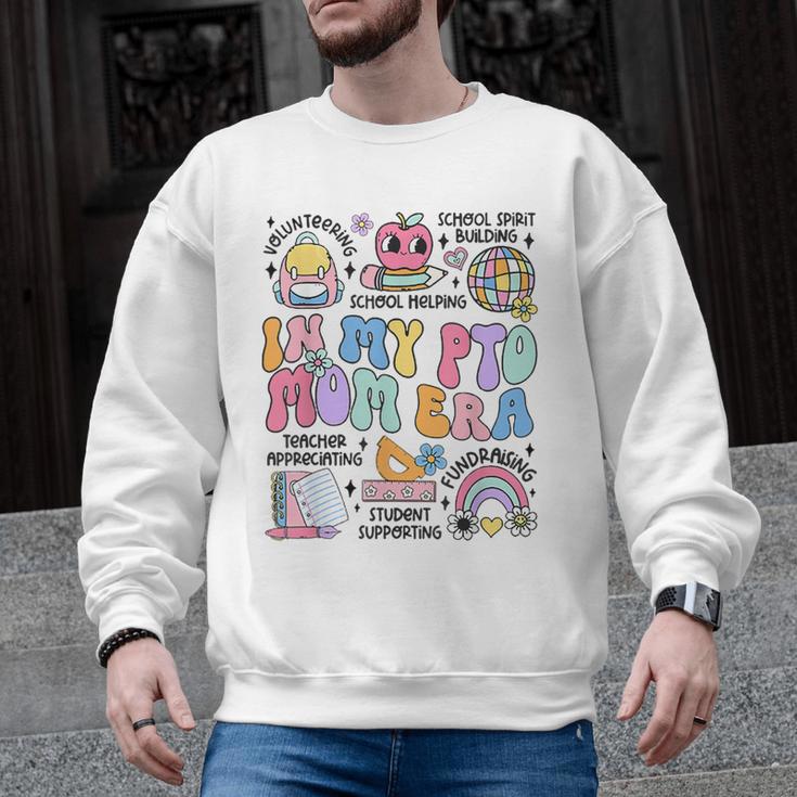 Retro In My PTO Mom Era Parent Organization Team Teacher Men Graphic Sweatshirt
