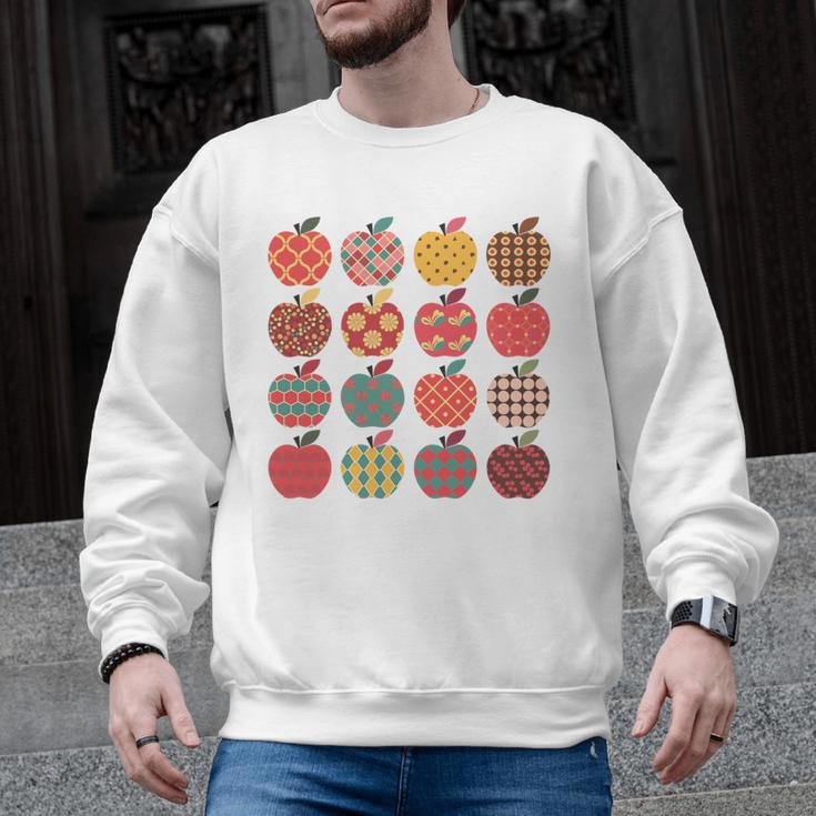 Teacher Apple Back To School Art For School Supplies Men Graphic Sweatshirt