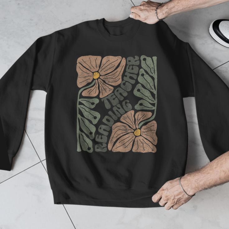 Boho Floral Reading Teacher Retro Reading Specialist Wildfl Men Graphic Sweatshirt, funny design